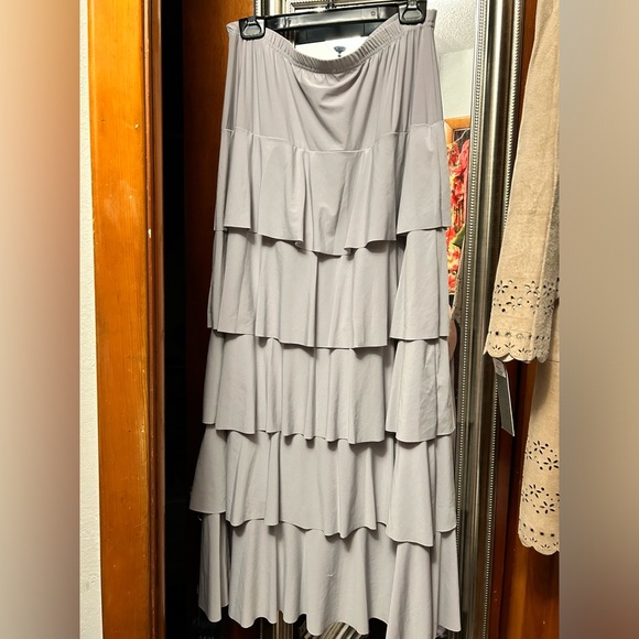 Junee Layered Skirt - Picture 1 of 1